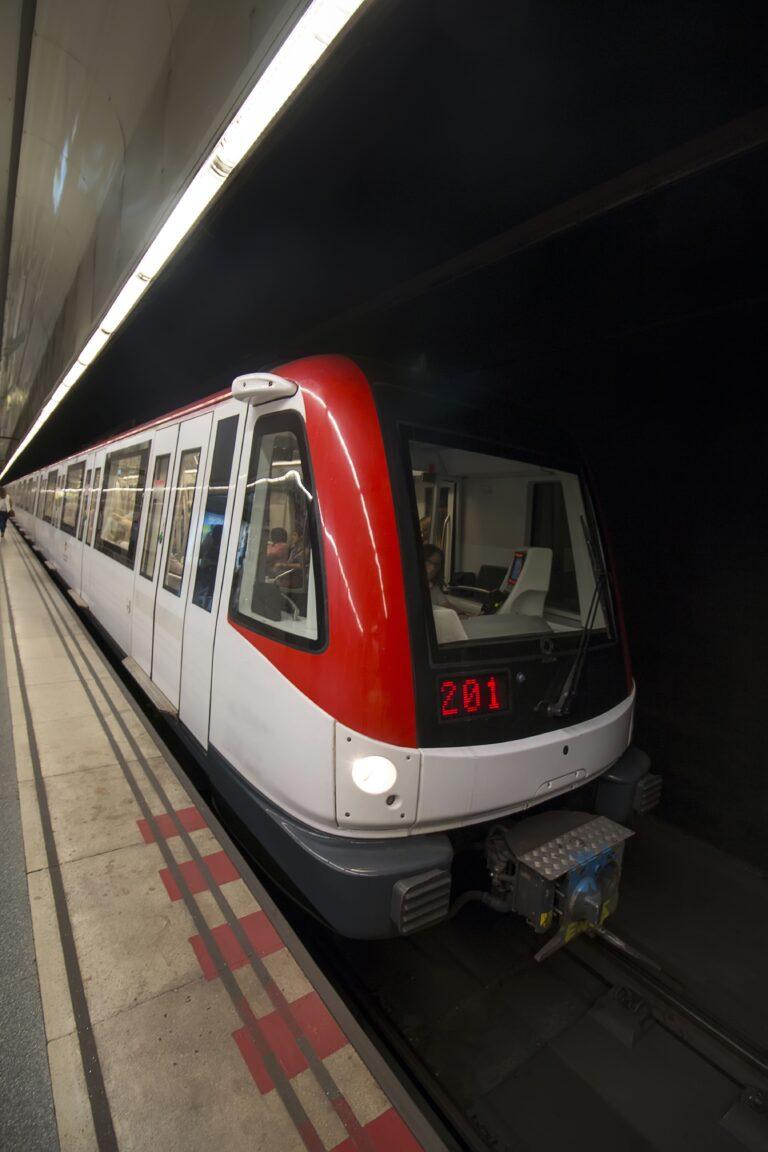 barcelona metro guide